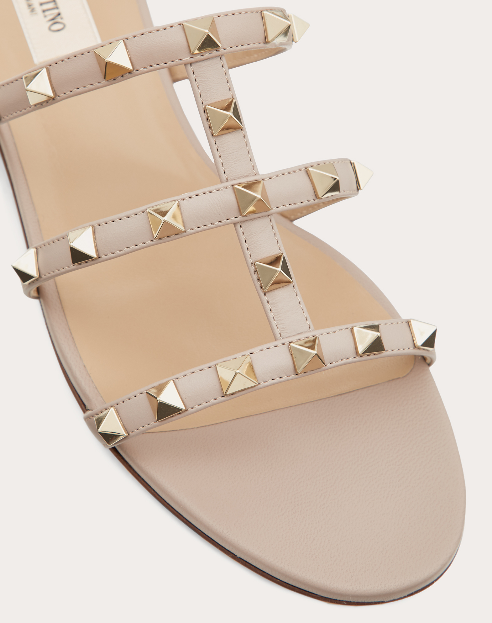 Valentino Rockstud Caged Calfskin Flat Sandals In Nude