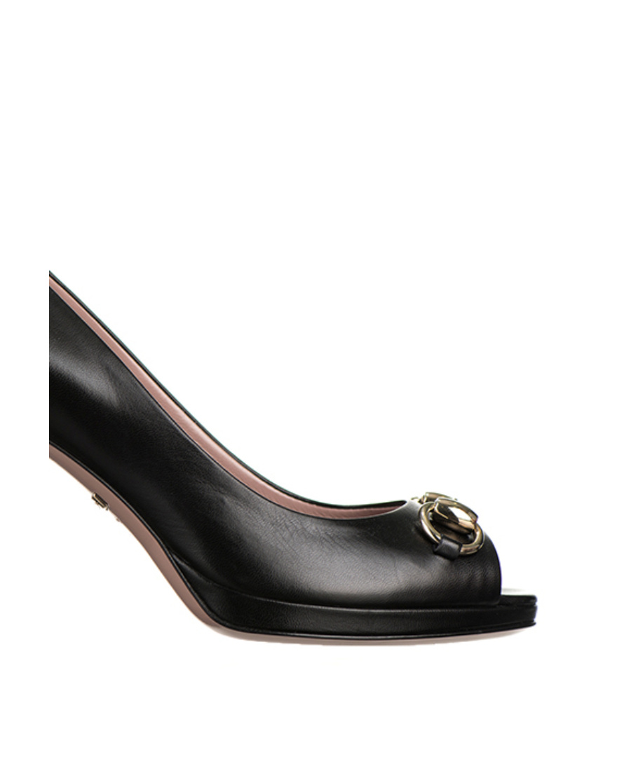 Gucci Horse Title Buckle Details High Heels In Black