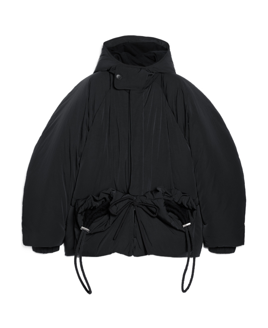 Jacquemus La Doudoune Capullo Drawstring Puffer Jacket In Black