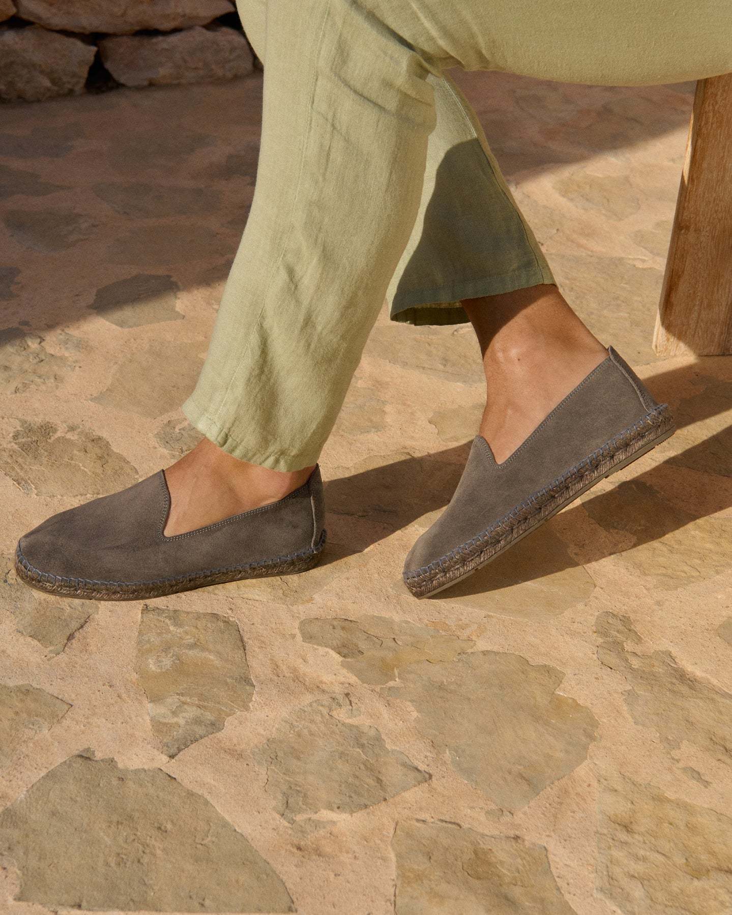 Manebi Espadrille In Suede In Black