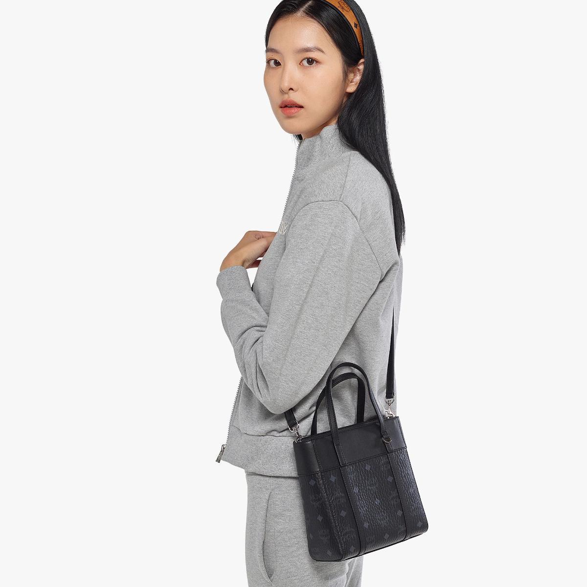 Mcm Logo Shoulder Bag In Black