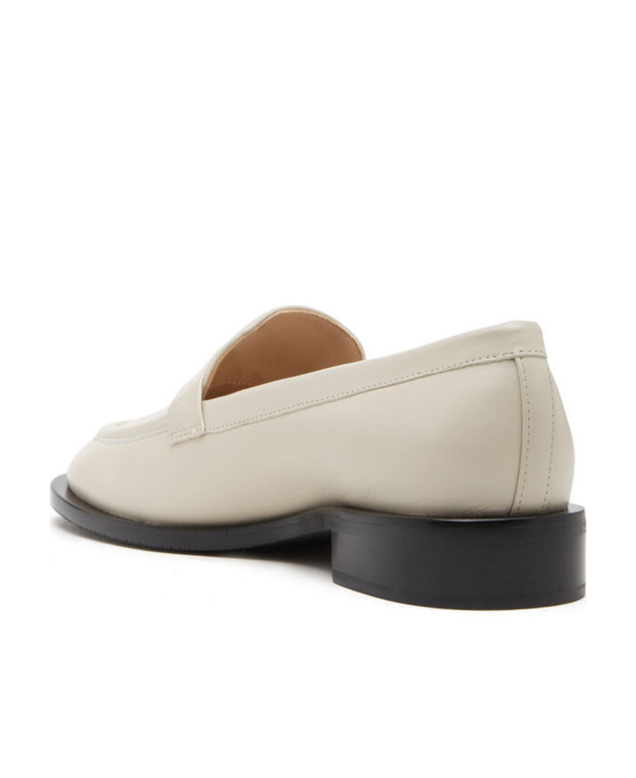 Stuart Weitzman Palmer Sleek Round-toe Loafers