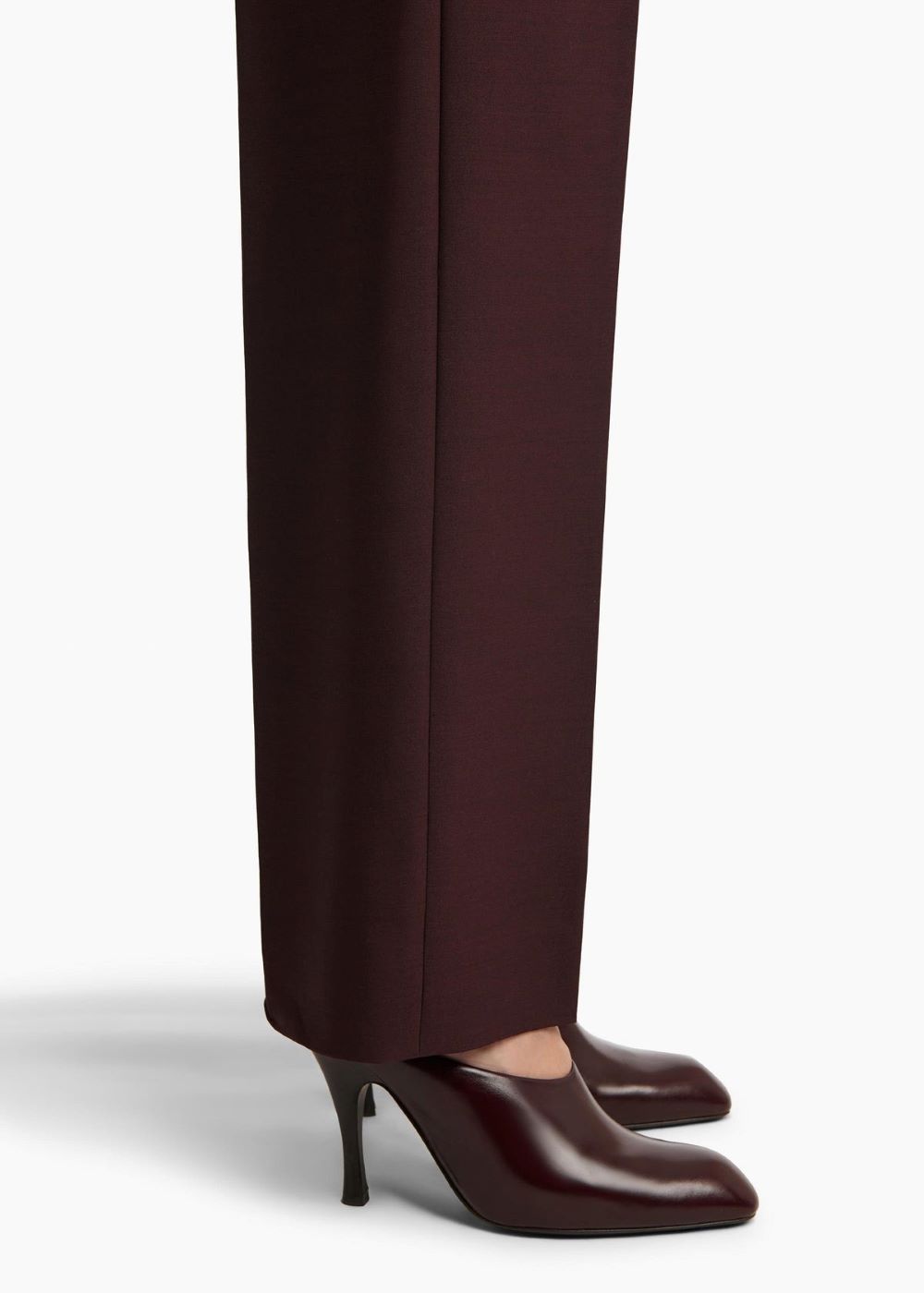 Khaite Callen Pleated-front Trousers In Black