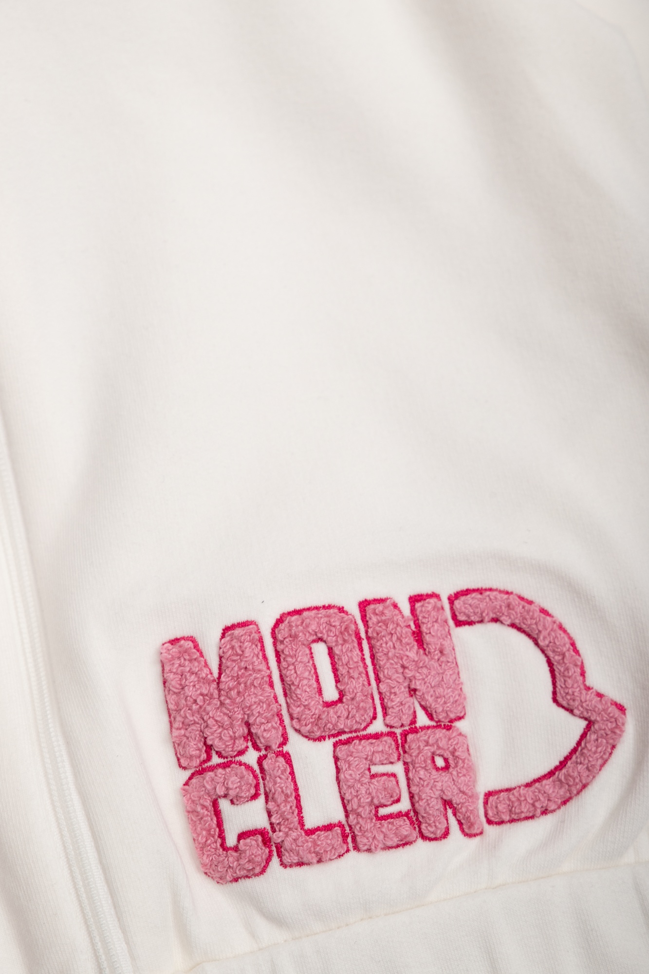 Moncler Logo Flocked Long-sleeved Tracksuit In White