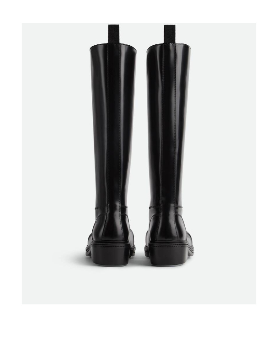 Bottega Veneta Round Head And Knee Boots In Black