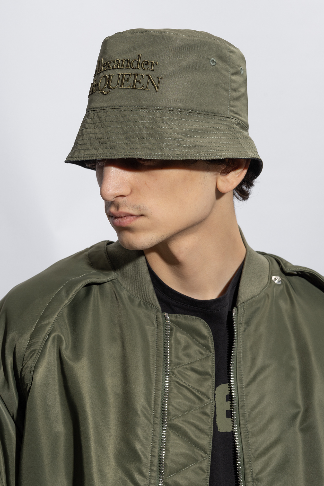 Alexander Mcqueen Logo-embroidered Reversible Bucket Hat In Green