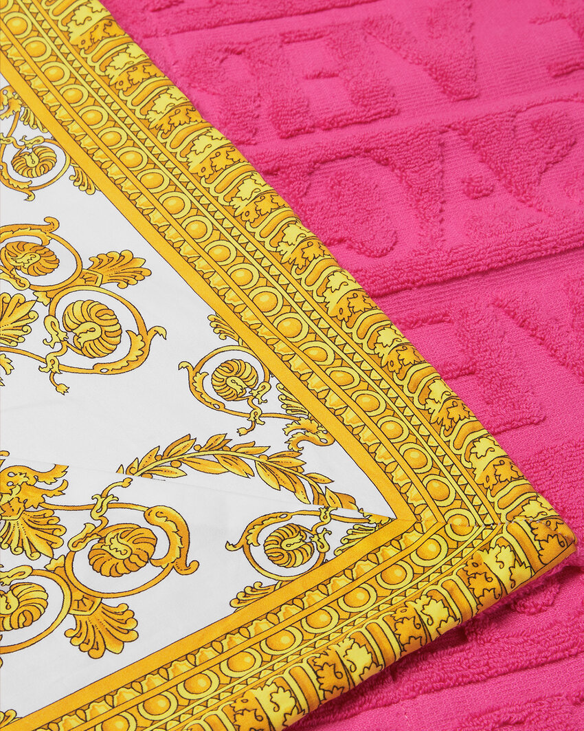 Versace I Love Baroque Beach Towel In Pink