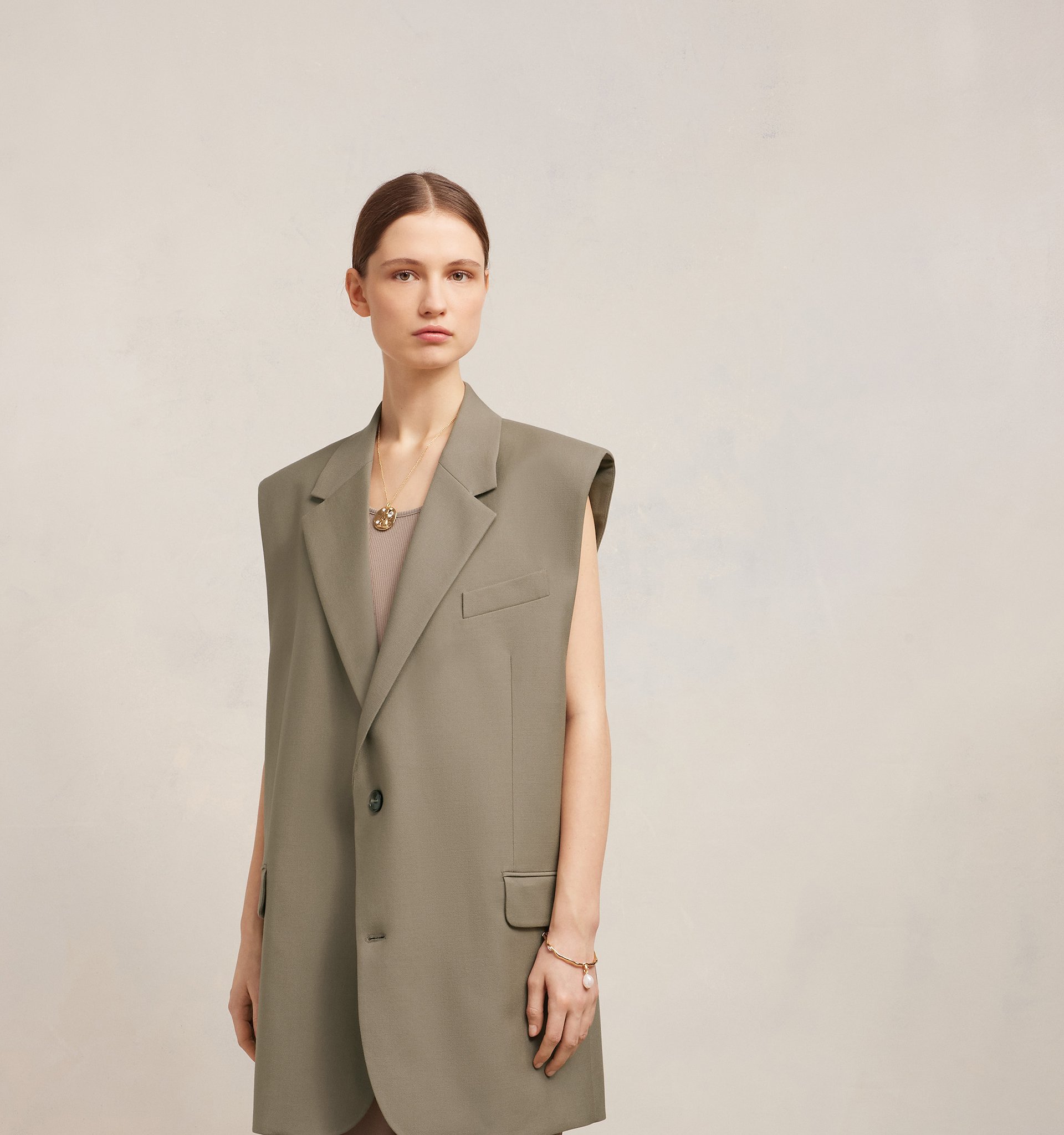 Ami Alexandre Mattiussi Oversize Virgin Wool Waistcoat In Gray