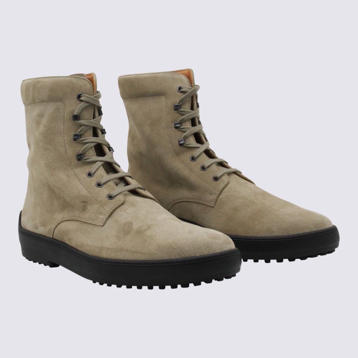 Tod's Boots Light And Natural In Brown