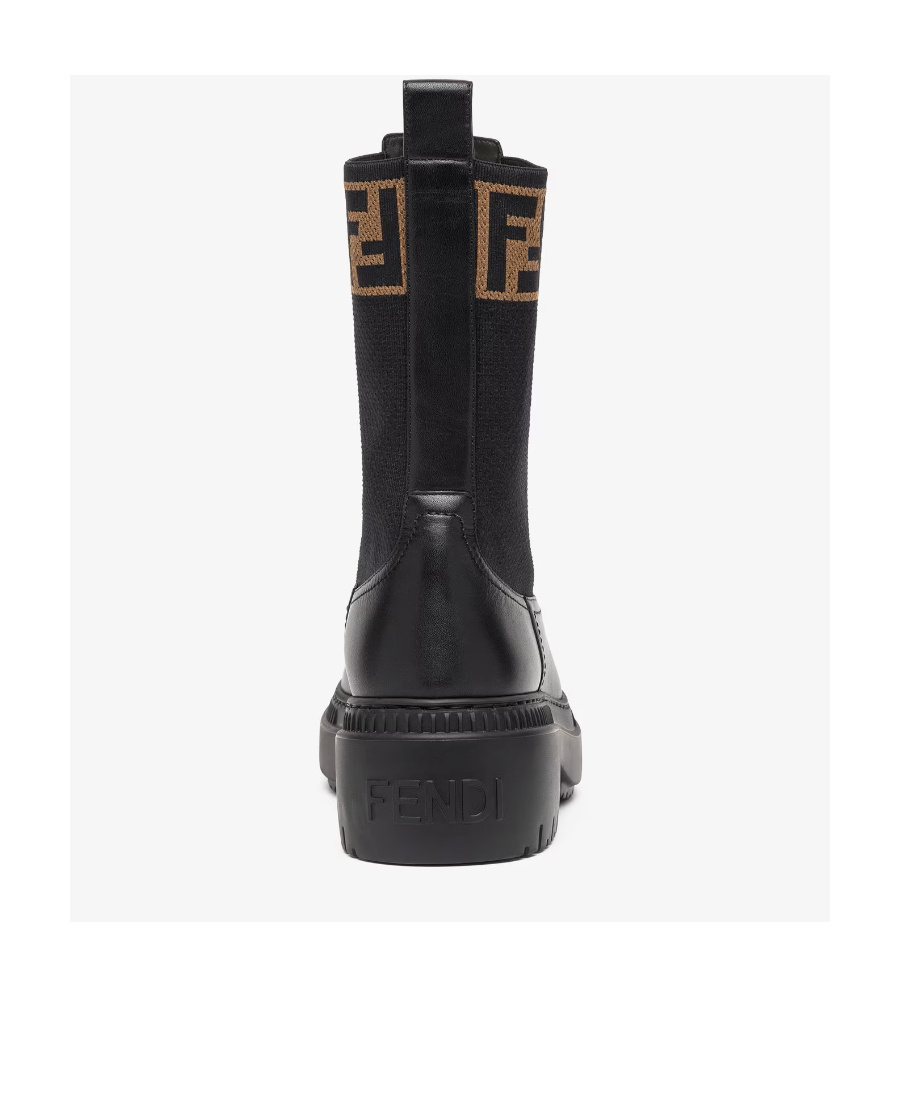 Fendi Domino Leather Ankle Boots In Black