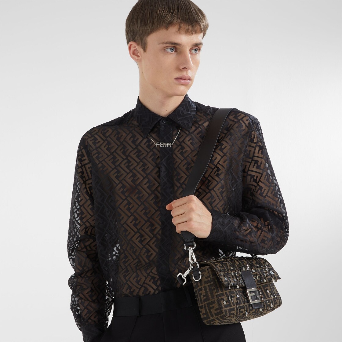 FENDI FENDI SEQUIN EMBELLISHED BAGUETTE BAG