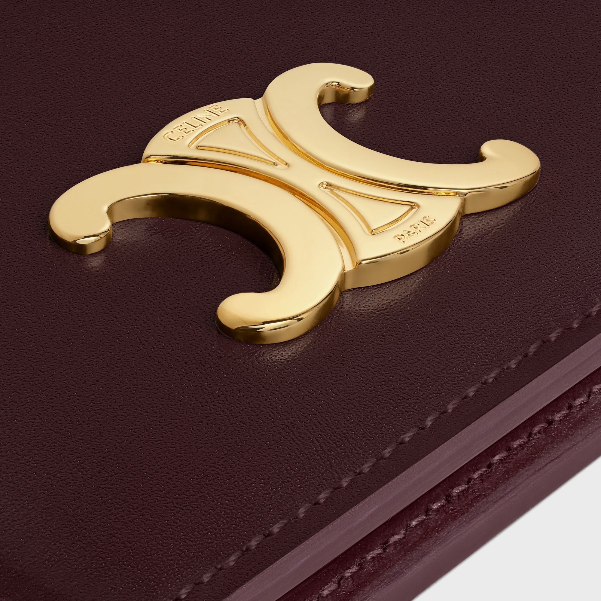 Celine Bi-fold Card Holder In Shiny Calfskin In Brown