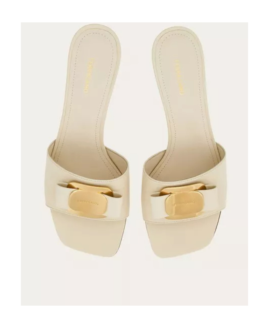 Ferragamo Mules Mid Heel Bow Detailing In Nude