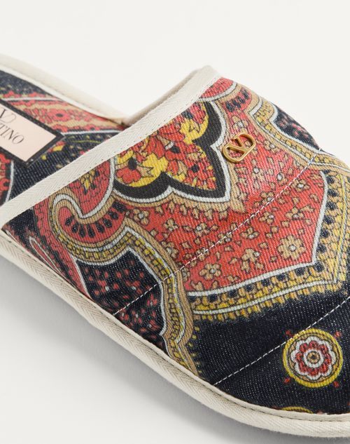 Valentino Paisley-print Slides In Nude