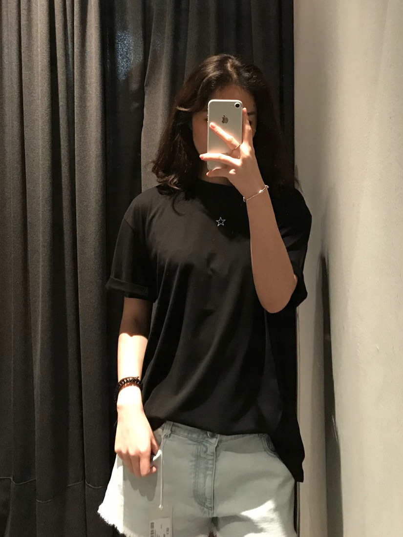 Stella Mccartney Embroidered Mini Star T-shirt In Black
