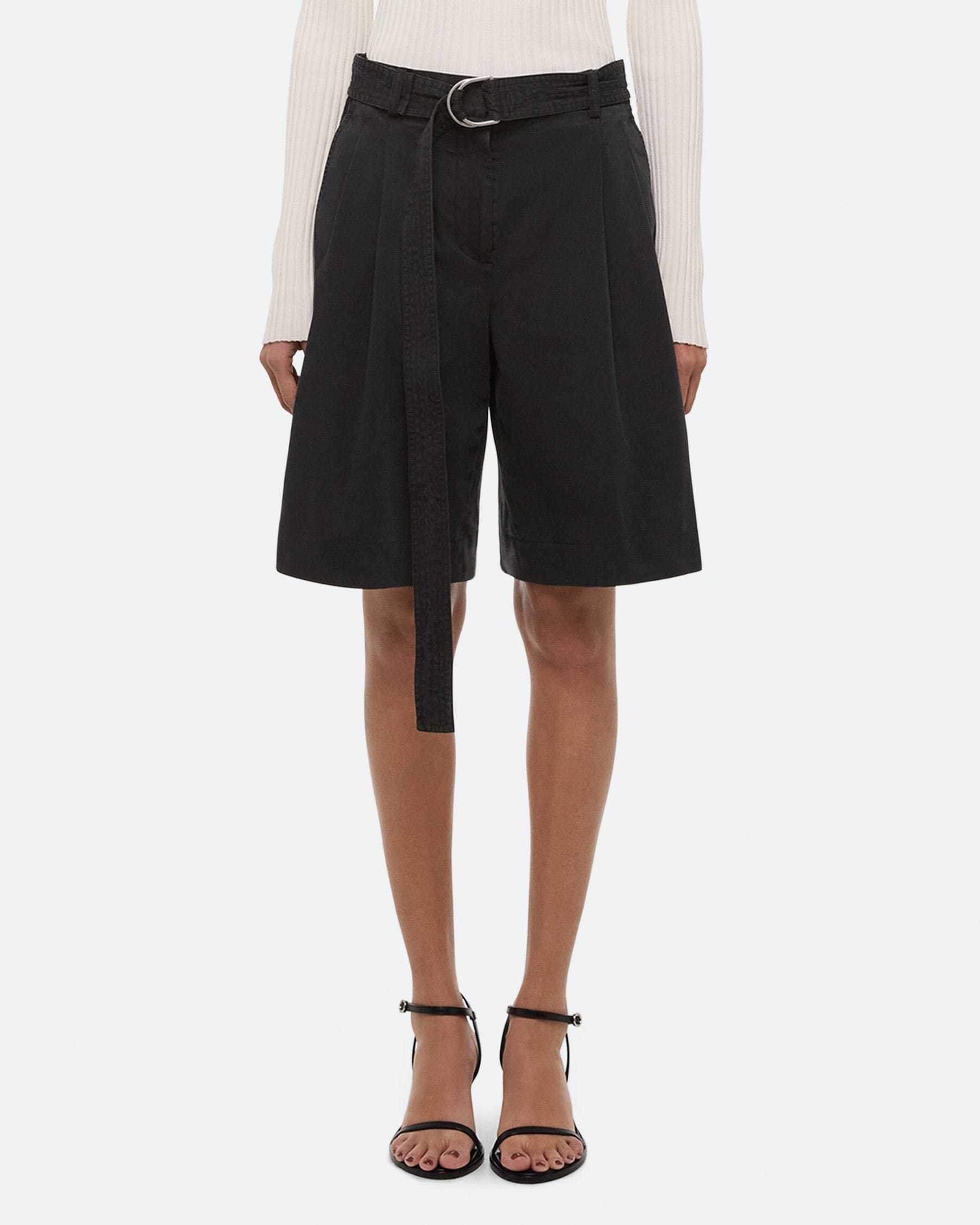 Helmut Lang Wide Pleated Shorts In Black