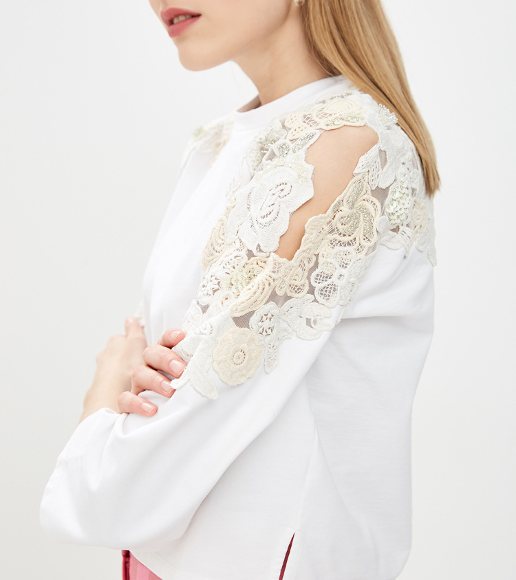Twinset T-shirt With Round Neck And Long Sleeves In White