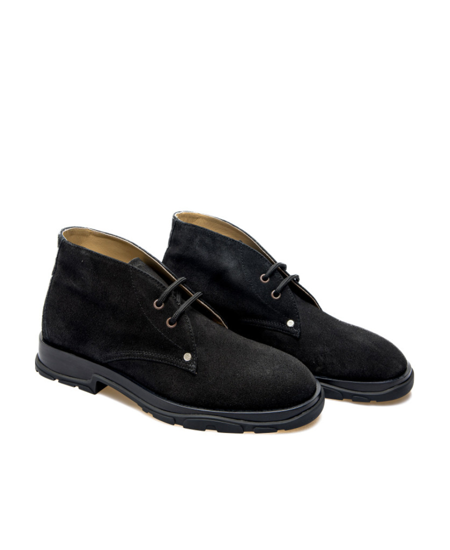 Alexander Mcqueen Lace-up Suede Boots In Black