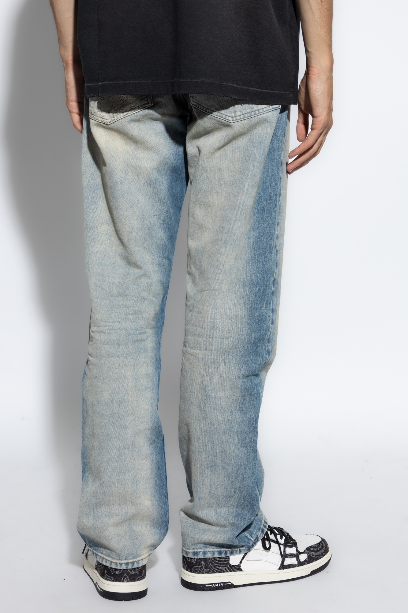 Amiri Released Jeans In Gray