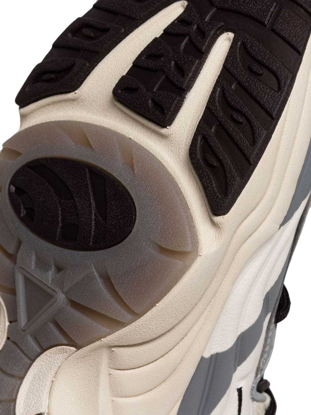 Reebok Logo Sports Shoes In White