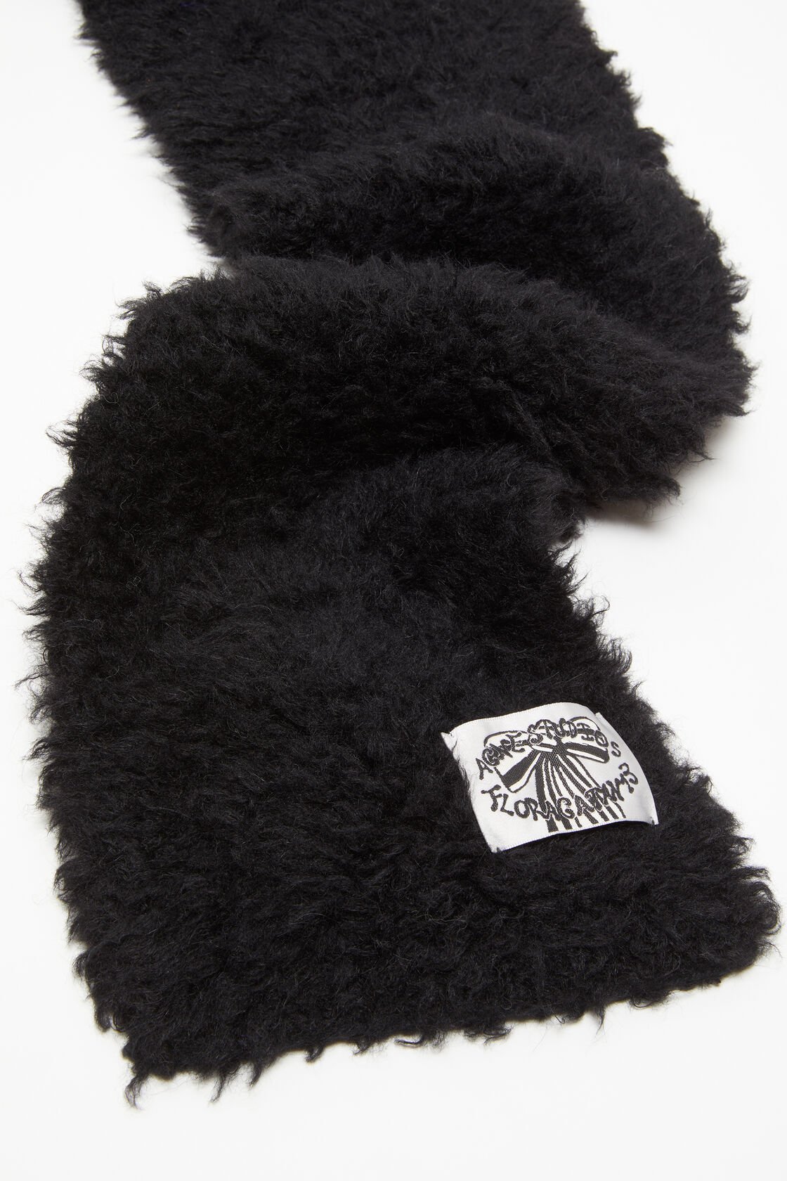 ACNE STUDIOS LOGO-TAG FAUX-FUR SCARF