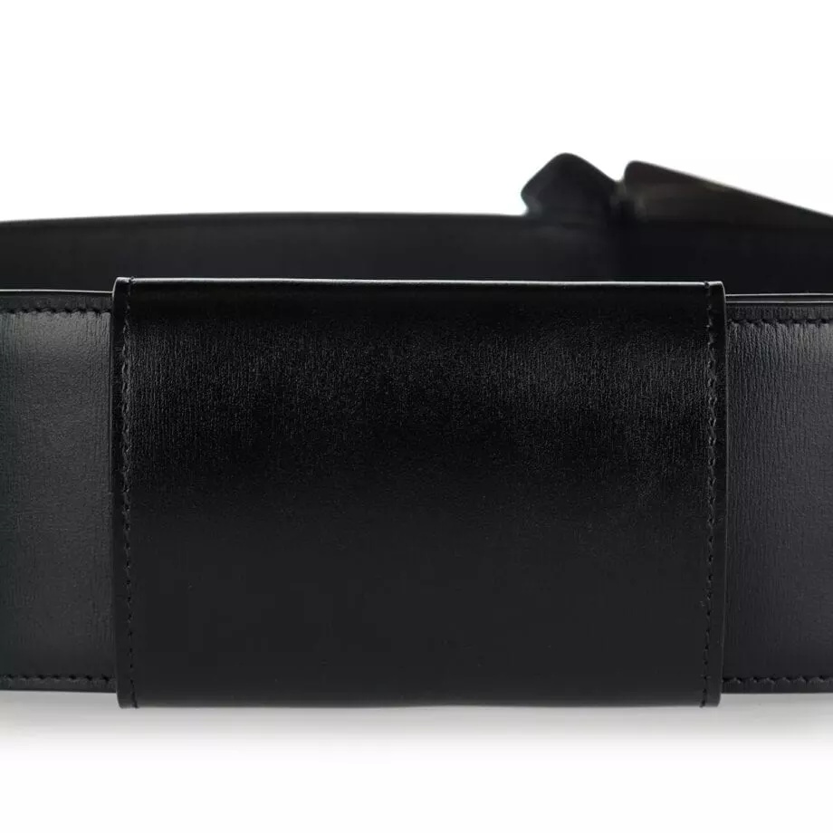 Alaïa Knot Leather Belt In Black