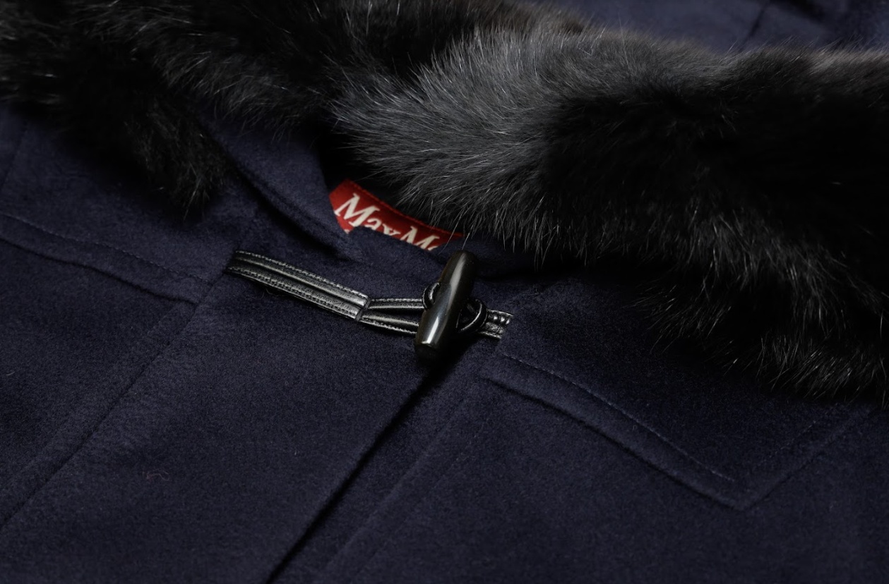 Max Mara Woolly Collar Hooded Coat In Black