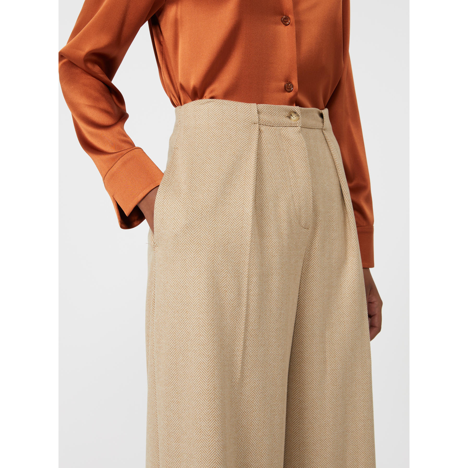 Max Mara Pleated Casual Pants In Neutral