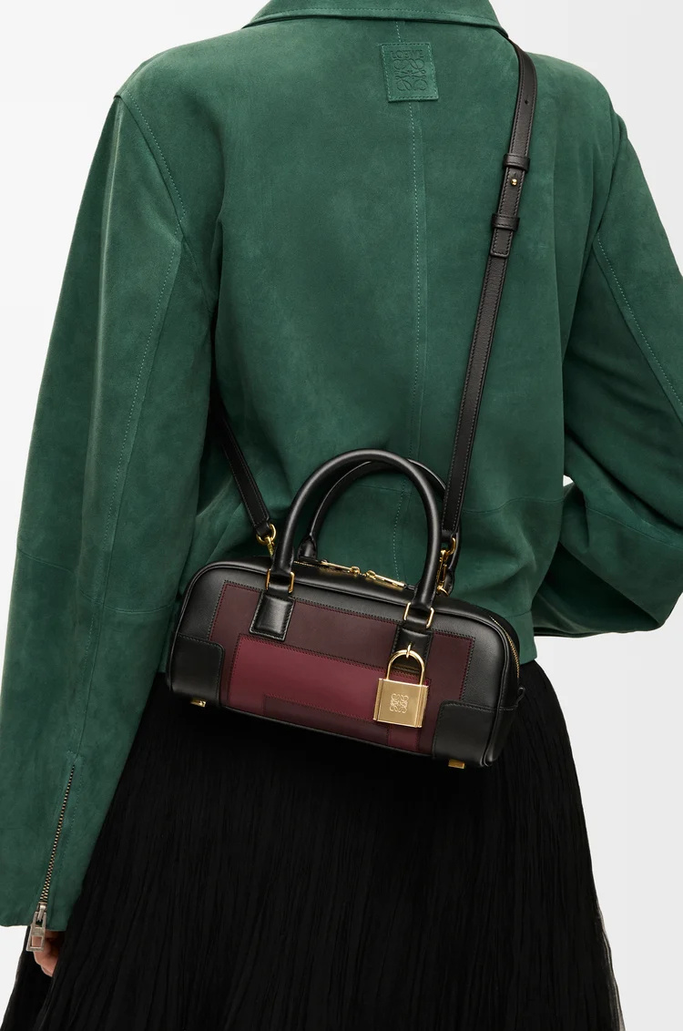 Loewe Amazona 23 Cropped Bag
