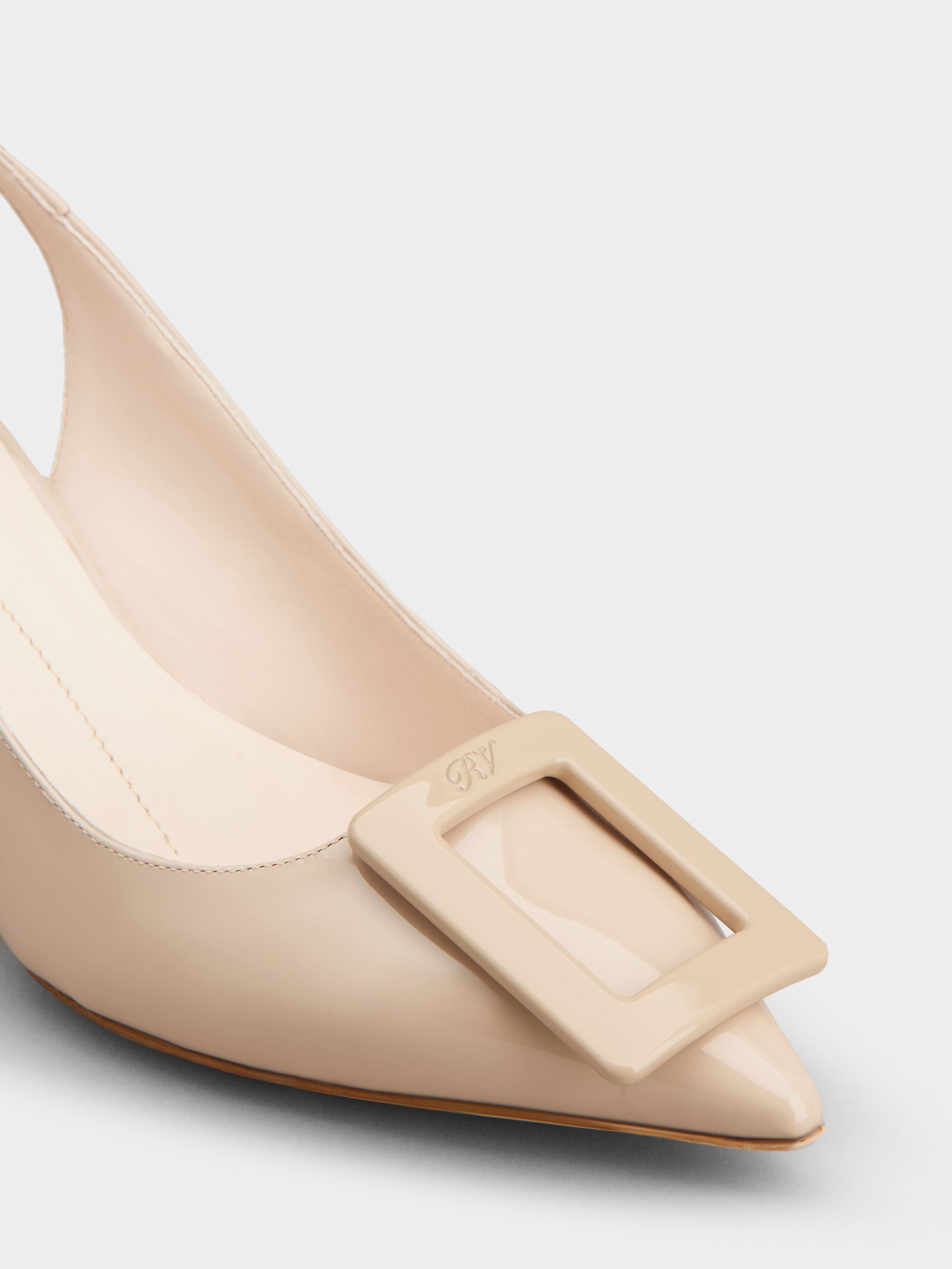 Roger Vivier Virgule Lacquered Buckle Slingback Pumps In Nude
