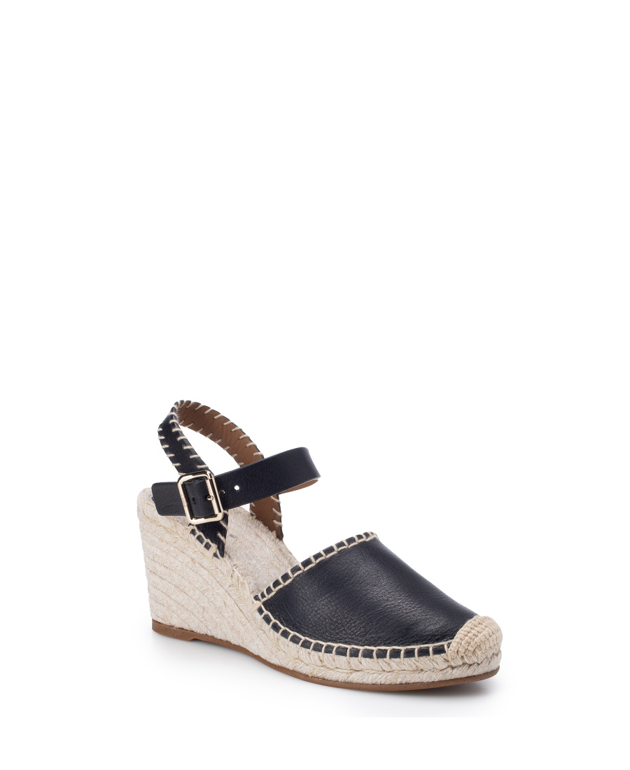 Chloé Whipstitch-trim Detail Espadrilles In Nude