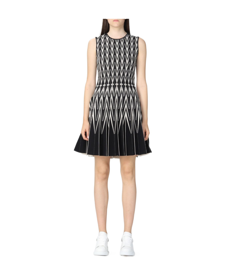 Alexander Mcqueen Intarsia-knit Belted Dress In Black