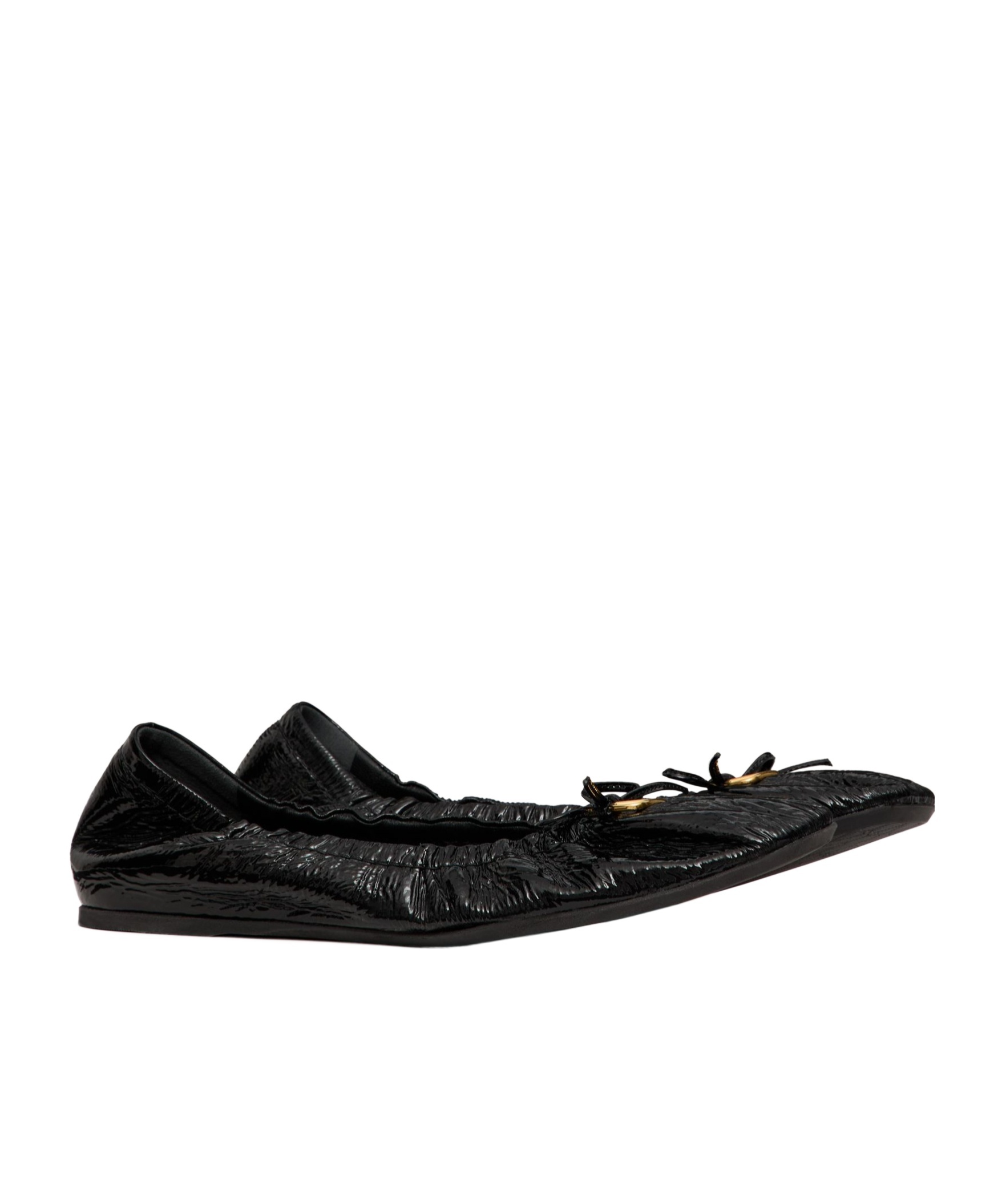 Valentino Vlogo Signature Ruched Slip-on Ballerina In Black