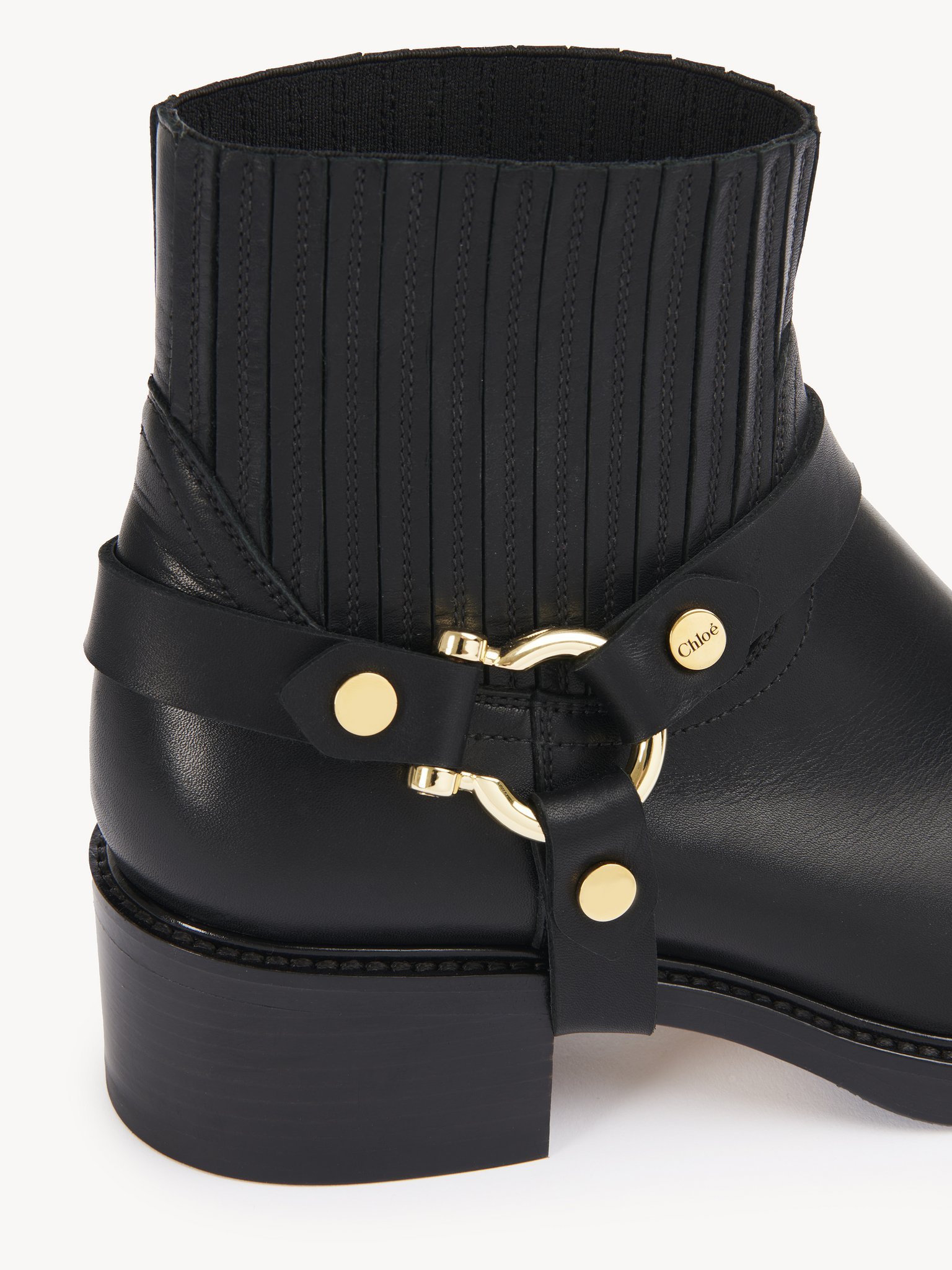 Shop Chloé Dakota Ankle Boots In Black