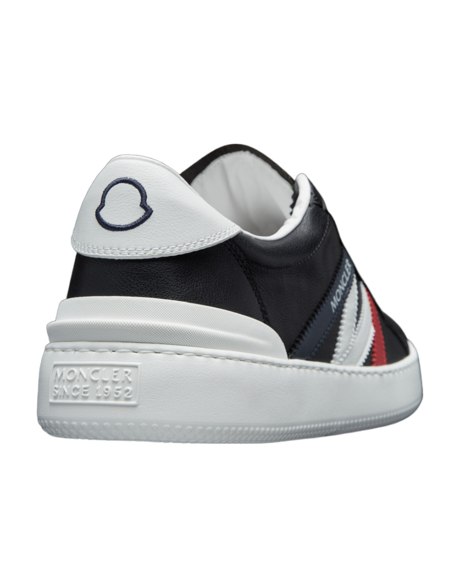 Moncler Logo-print Lace-up Sneakers In Black