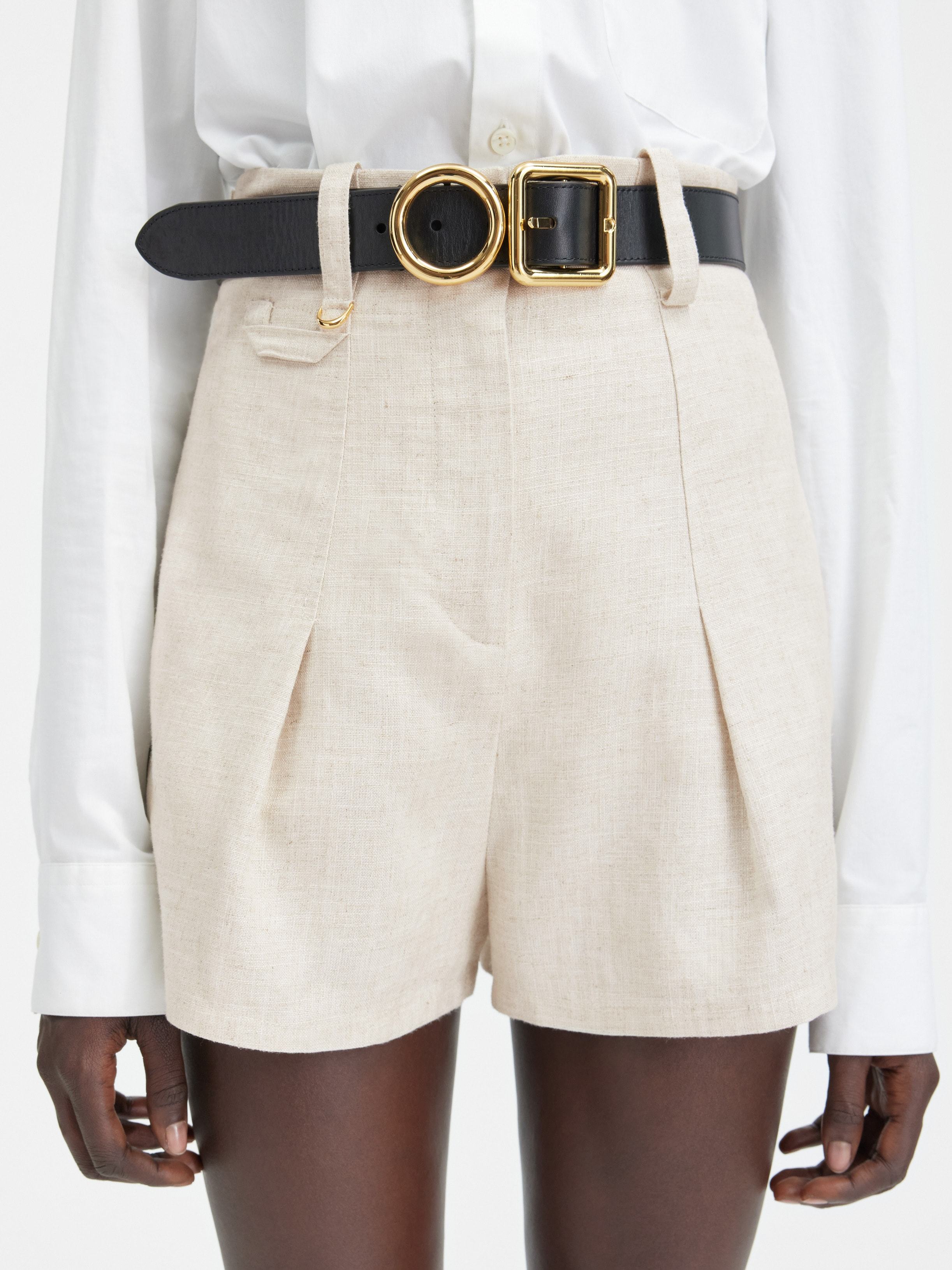 Jacquemus High Waisted Shorts In Beige