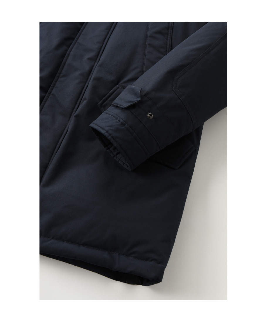 Woolrich Padded Zip-up Hooded Coat In Black