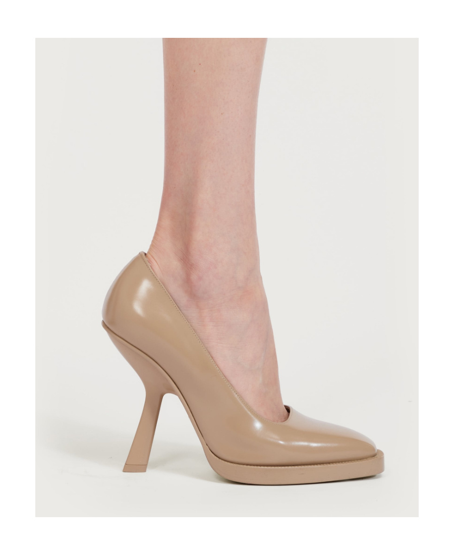 Ferragamo Salvatore Shaped Pointed-toe Pumps In Nude
