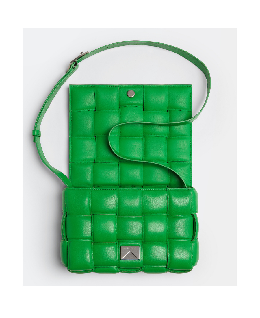 Bottega Veneta Cassette Padded Intrecciato Leather Shoulder Bag In Green