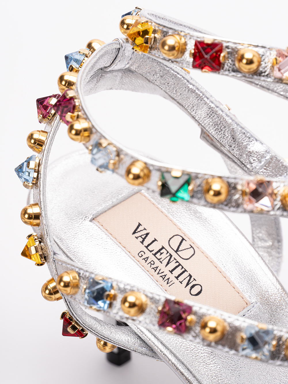 VALENTINO GARAVANI ROCKSTUD EMBELLISHED PUMPS