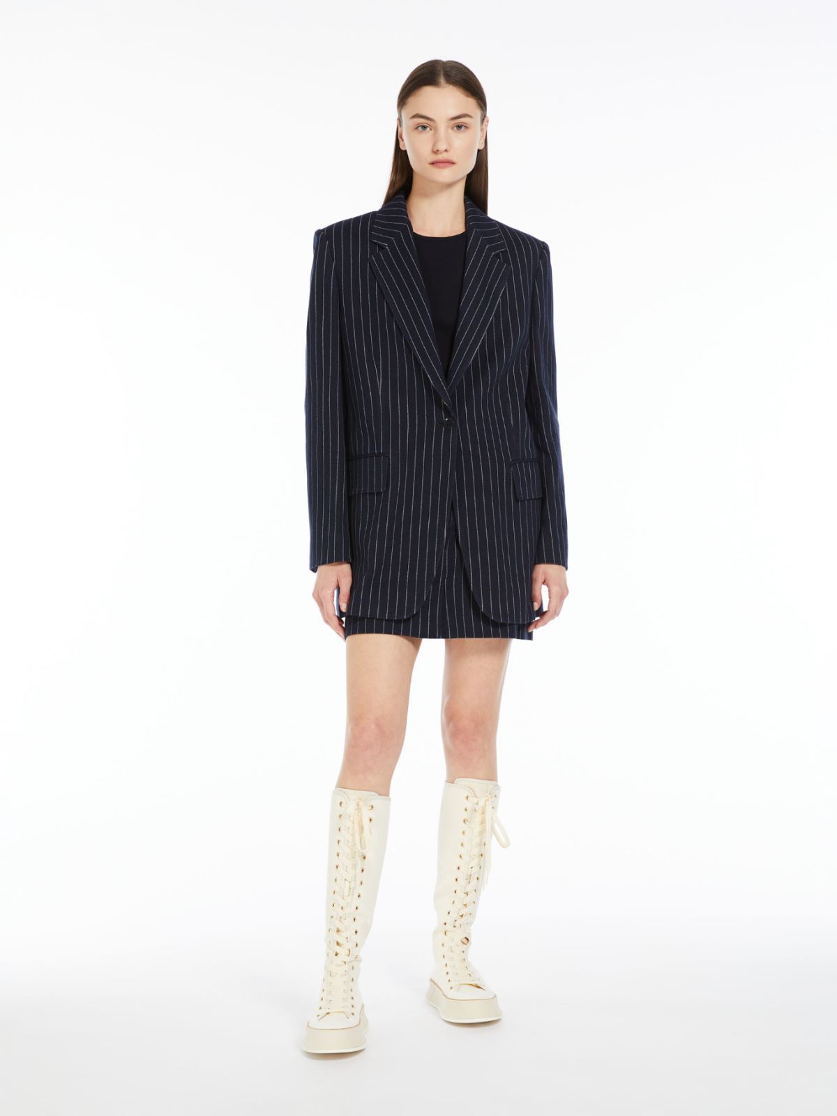 Max Mara Mattia Black White Pinstriped Virgin Wool Blazer In Black