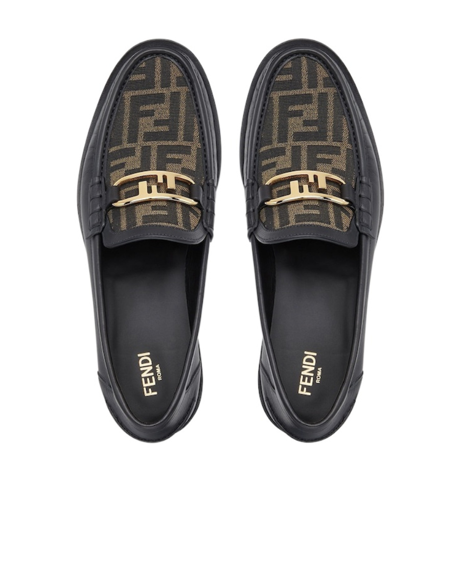 Fendi Men  O' Lock Leather Loafer With Ff Insert In Black