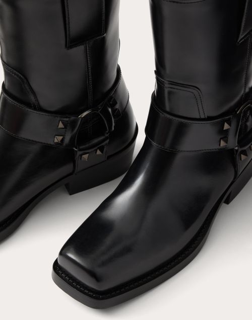 Valentino Garavani Women Biker Leather Boots With Iconic Studs In Black