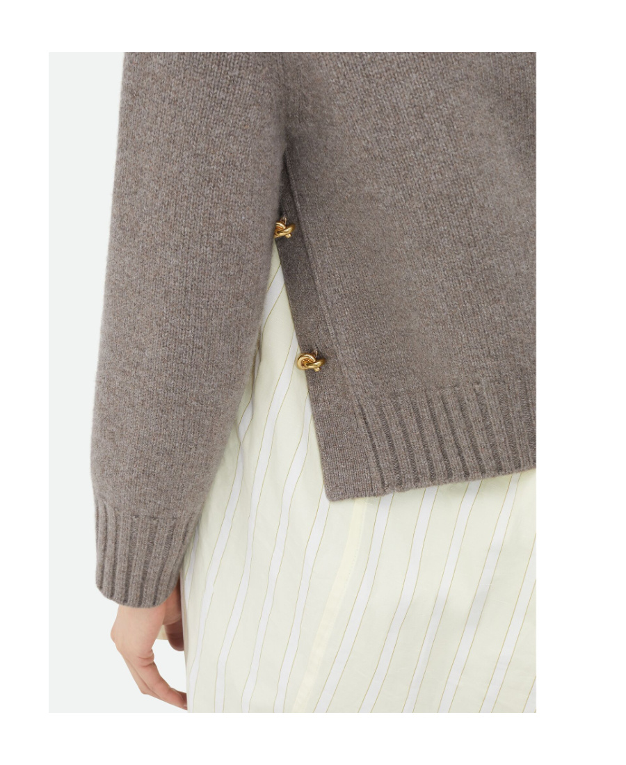 Bottega Veneta Round-neck Long-sleeved Sweater In Gray