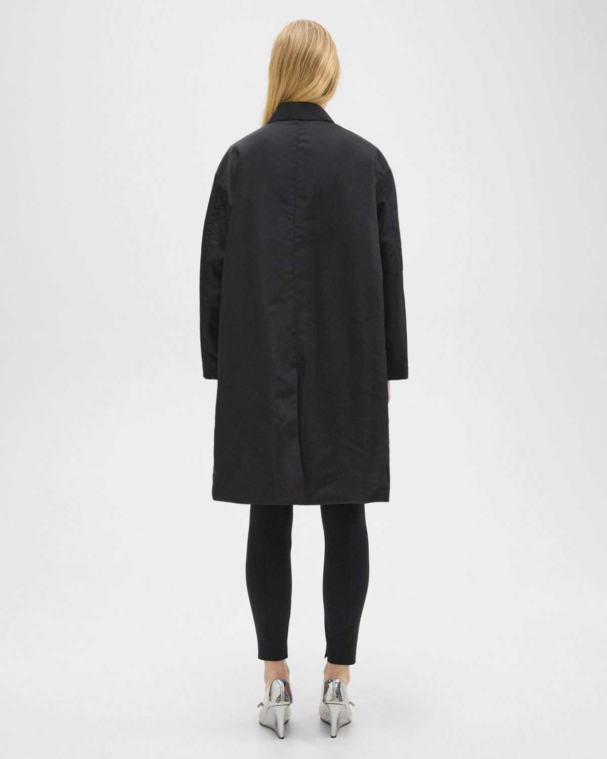 Theory Lapel Long-sleeved Coat In Black