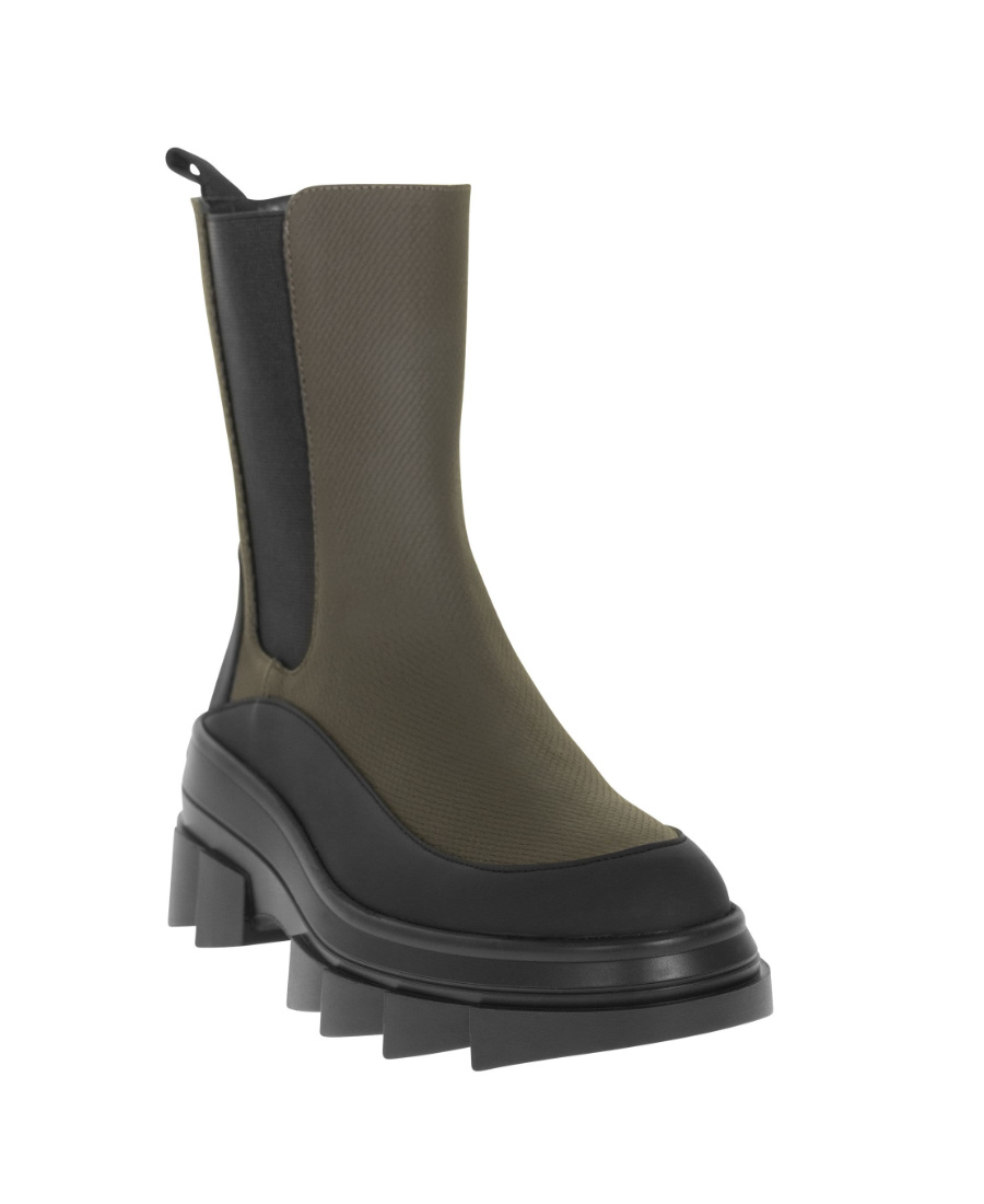 Stuart Weitzman Megalift Chelsea Boot In Black