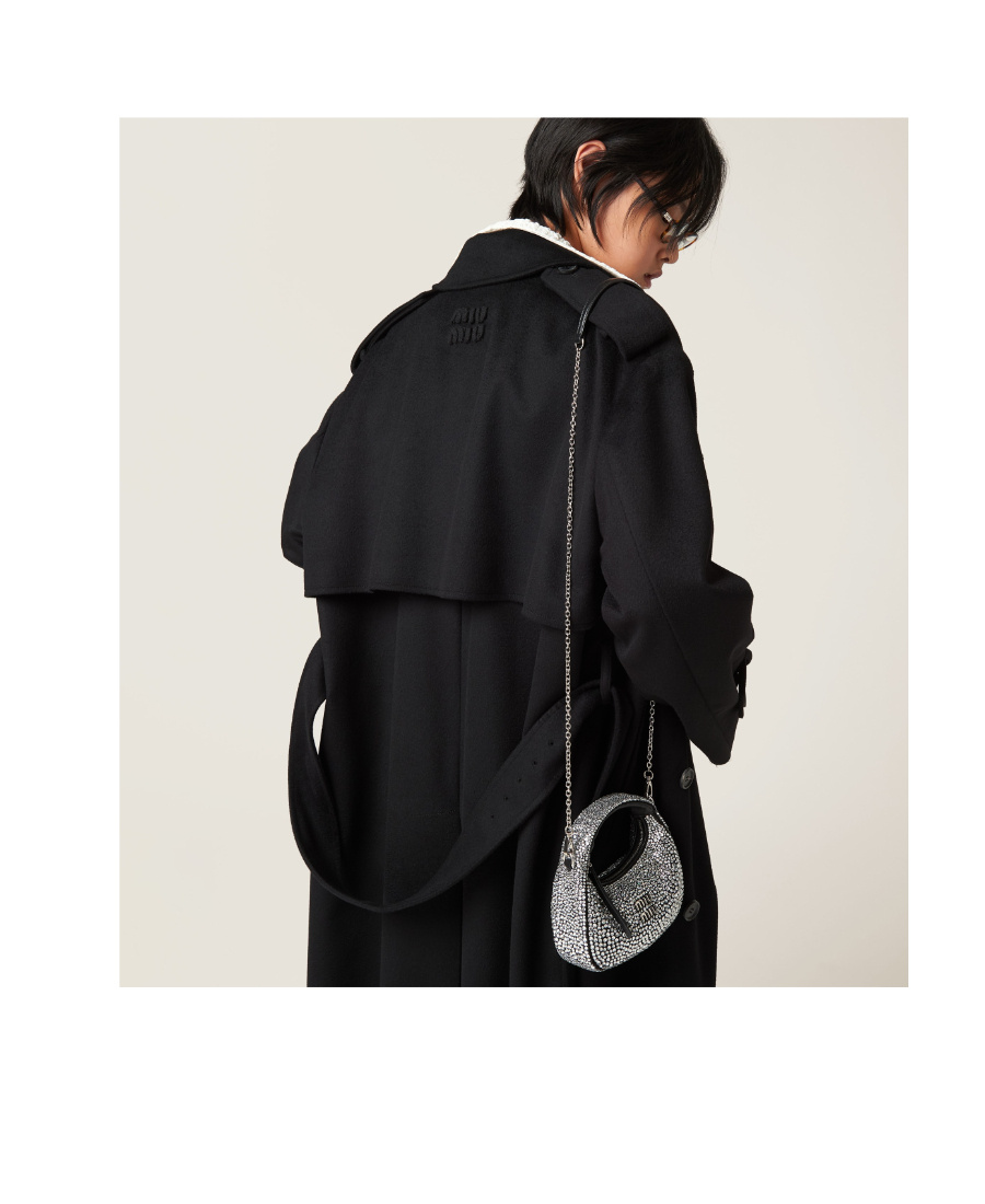 Miu Miu Wander Schultertasche Mit Kristallen In Black