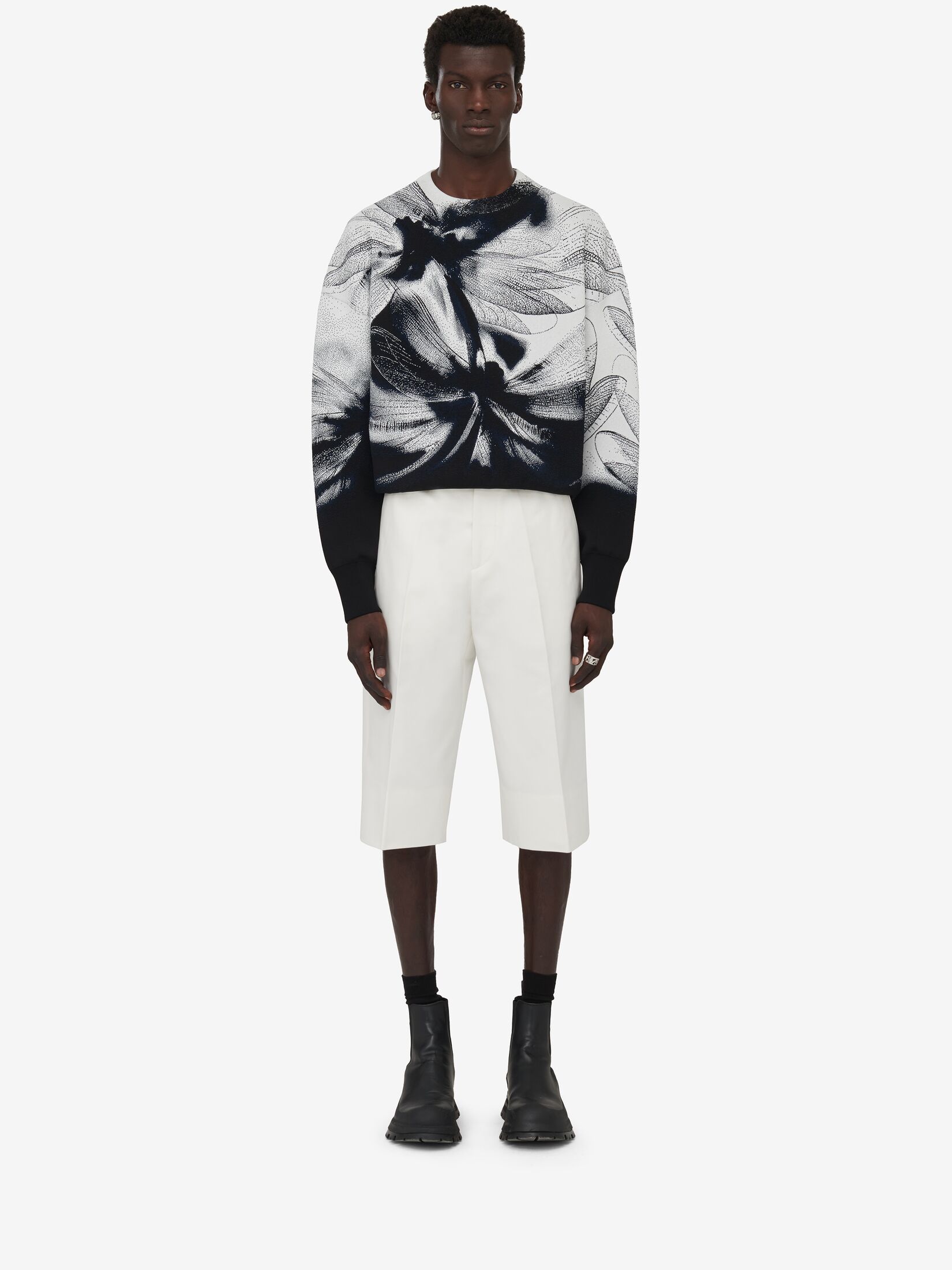 Alexander Mcqueen Blackwhite Printed Stretch Sweater In Black