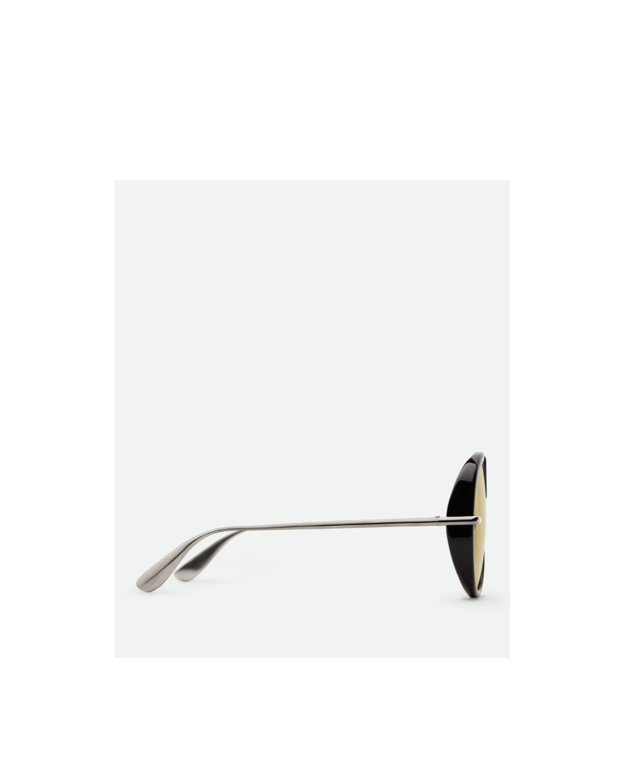 Bottega Veneta Temple Logo Detail Sunglasses In Black