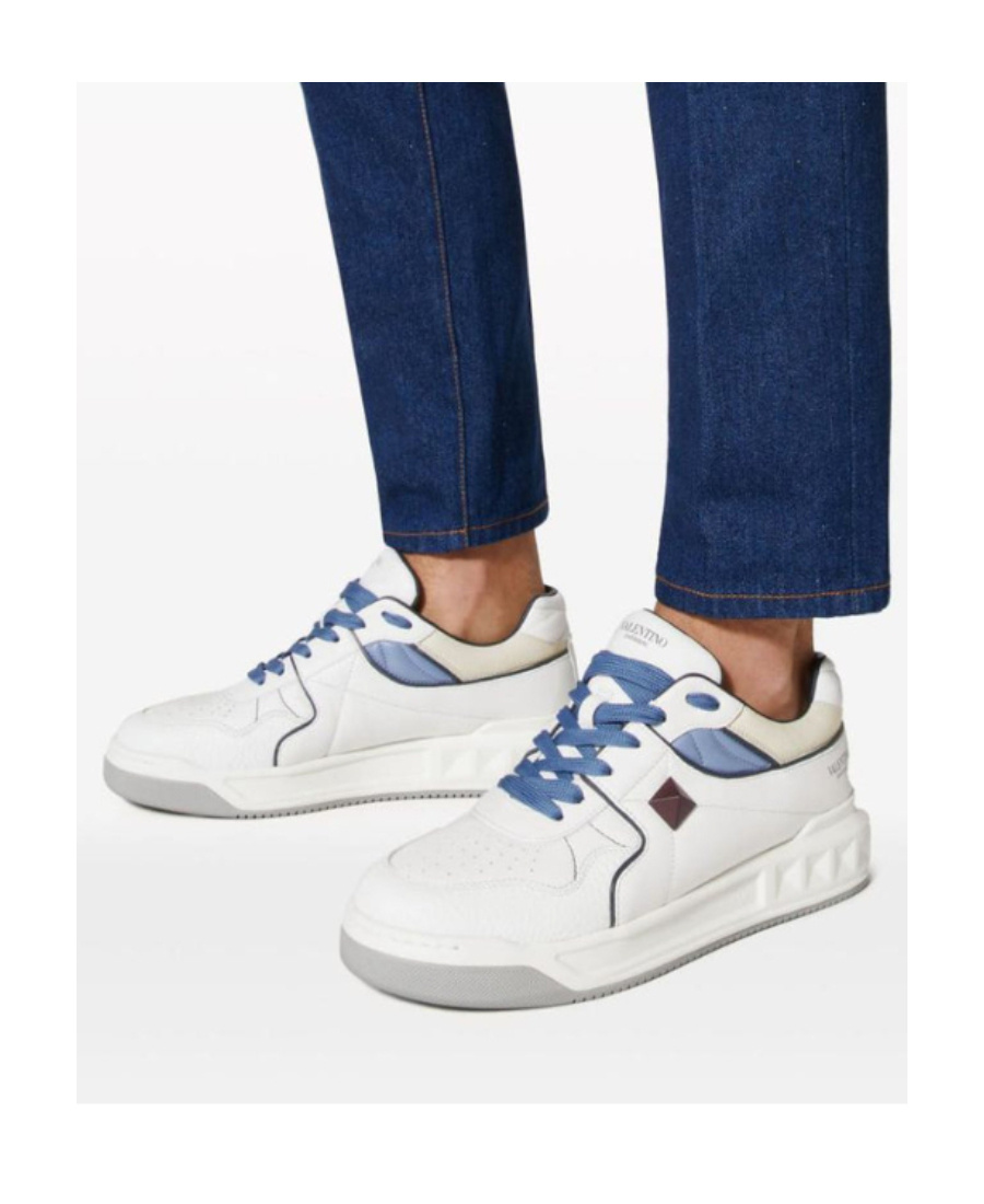 VALENTINO GARAVANI VALENTINO GARAVANI ONE STUD LACE-UP SNEAKERS